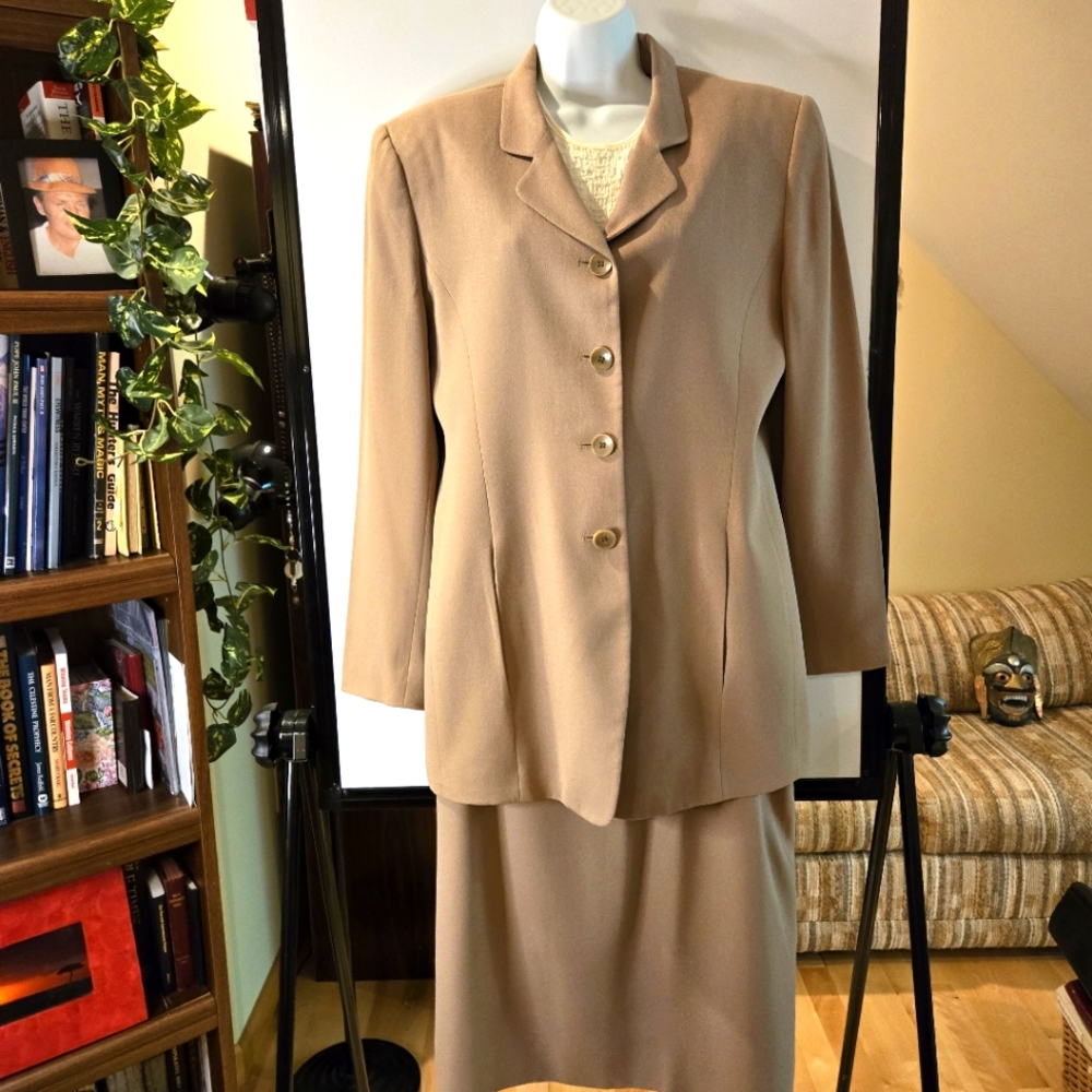 Rena Rowan for Saville, Womans Classic Tan Woman's Business Suit, Size 12